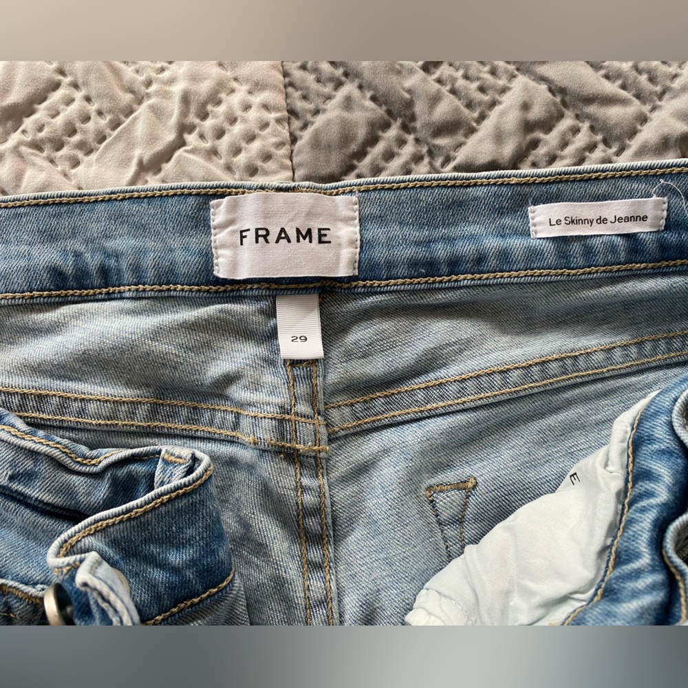FRAME jeans